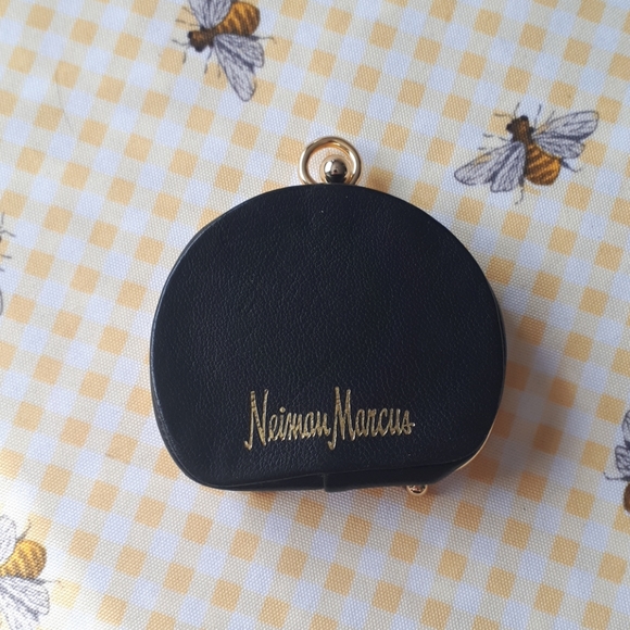 Vintage Neiman Marcus Collapsing Coin Purse - Picture 1 of 8